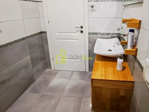 Prodaja, kuća, 190m², Bar, Crna Gora - image 24