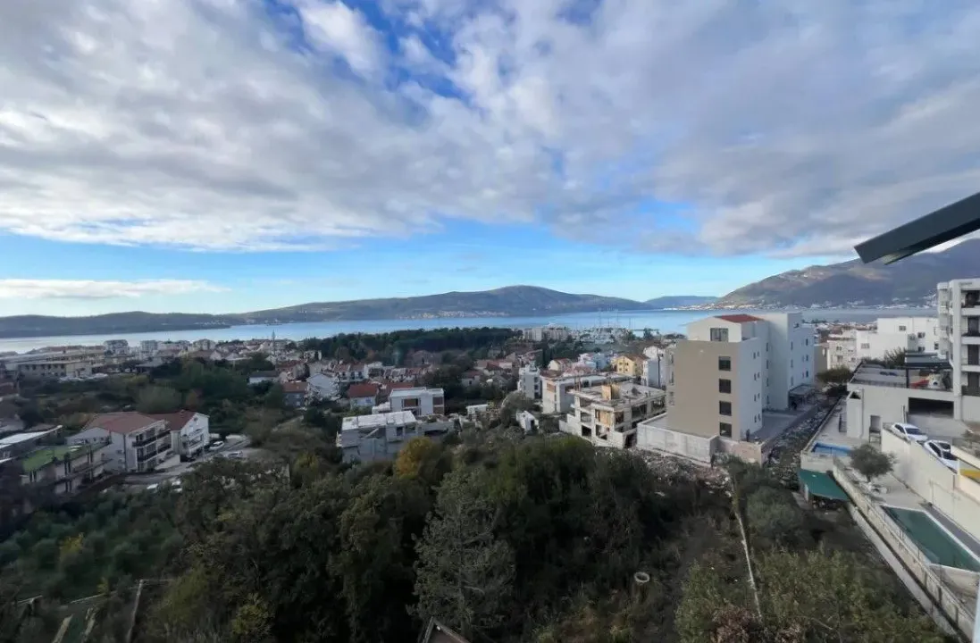Prodaja, dvosoban stan, 152m², Tivat, Crna Gora