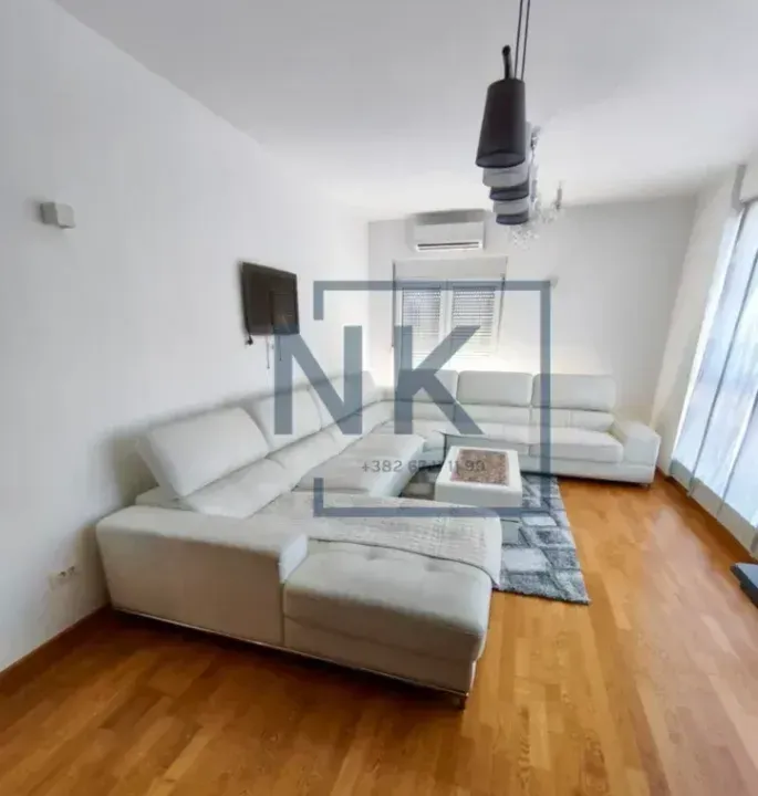 Izdavanje, dvosoban stan, 75m², Stari Aerodrom, Podgorica