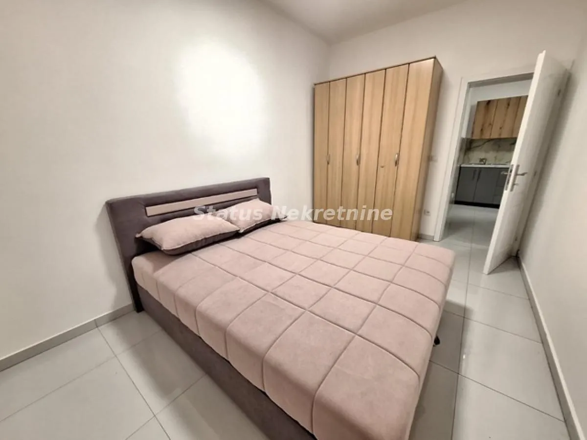 Izdavanje, dvosoban stan, 45m², Petrovaradin, Novi Sad
