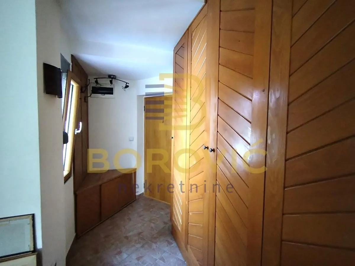 Prodaja, trosoban stan, 78m², Stari Grad, Beograd