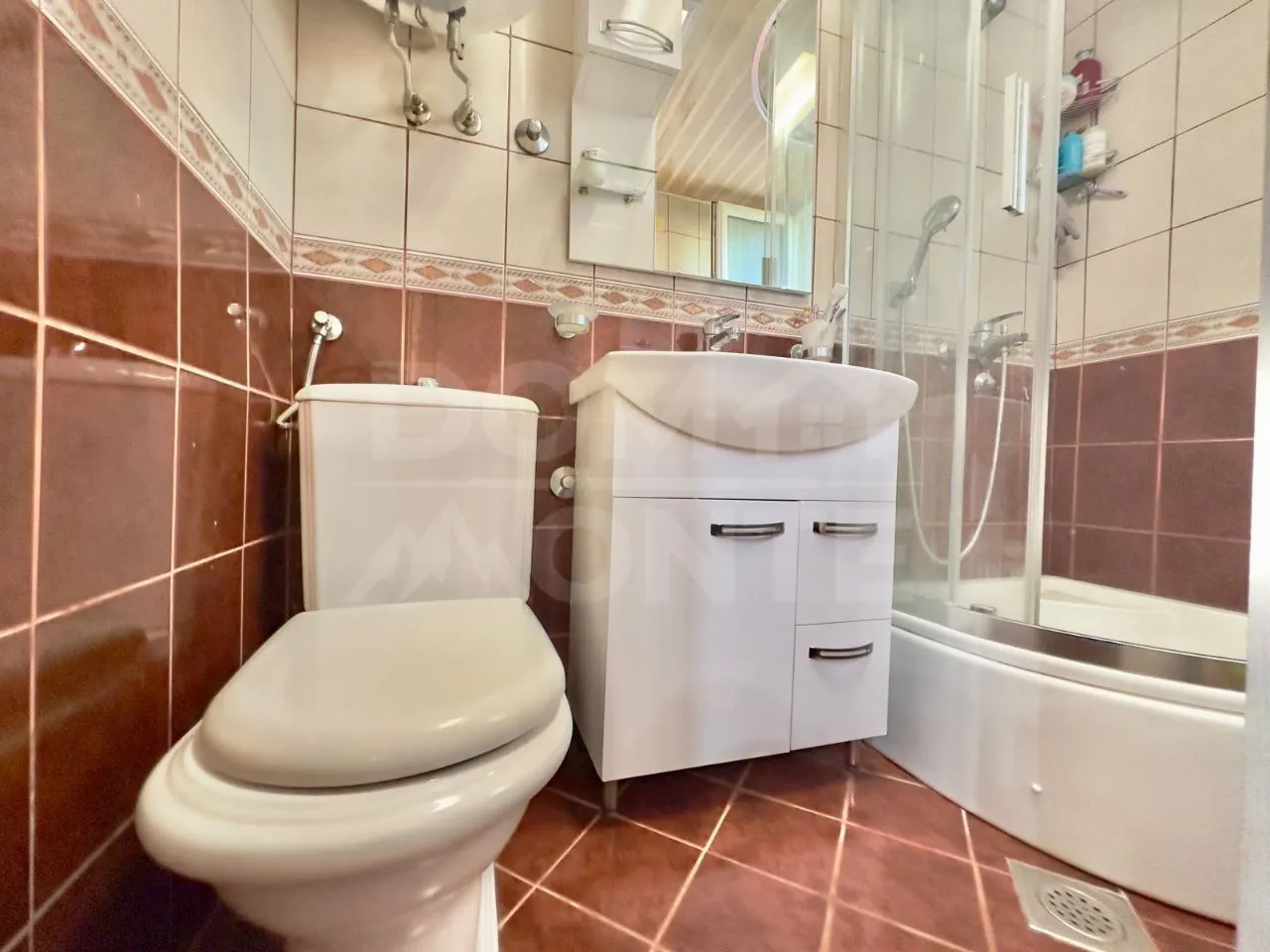 Prodaja, dvosoban stan, 65m², Seljanovo, Tivat