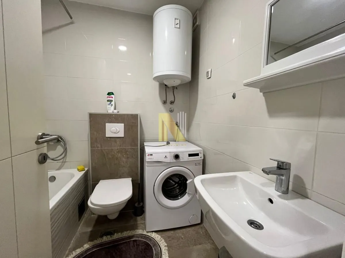 Izdavanje, jednosoban stan, 37m², Rotkvarija, Novi Sad Sve Podlokacije