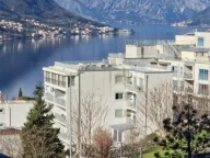 Prodaja, dvosoban stan, 75m², Dobrota, Kotor - image 1