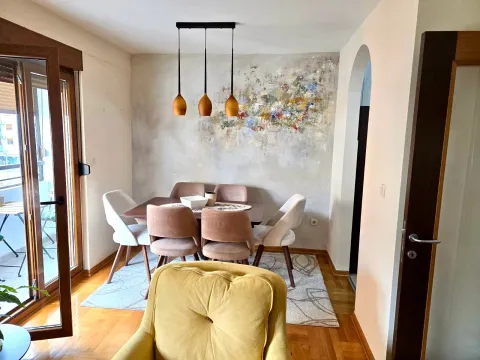 Rent, two bedroom apartment, 70m², Stari Aerodrom, Podgorica - image 3