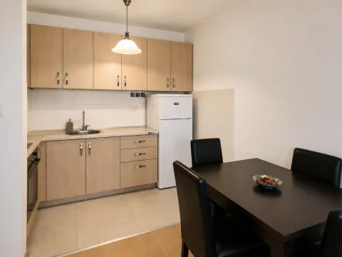 Izdavanje, jednosoban stan, 48m², City Kvart, Podgorica - image 3