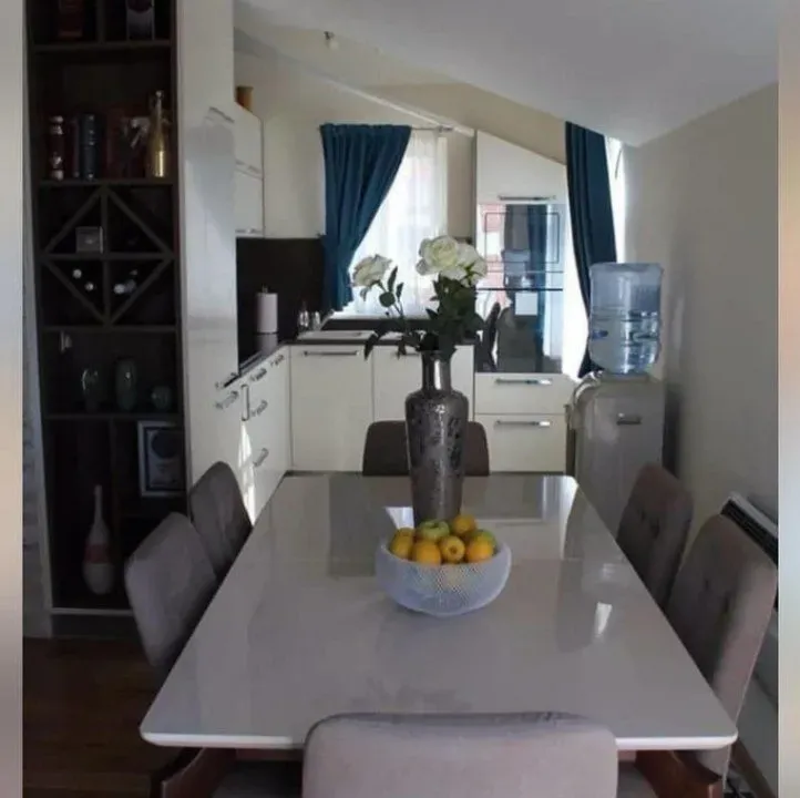 Prodaja, dvosoban stan, 82m², Kavač, Kotor