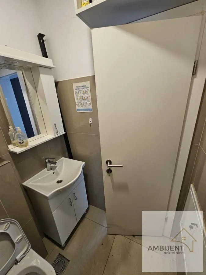 Sale, office space, 37m², Obrenovac, Beograd