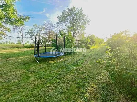Prodaja, kuća, 49m², Elemir, Zrenjanin - image 11