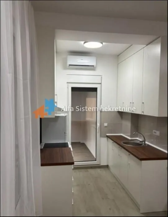Izdavanje, stan, 40m², Crveni Krst, Beograd
