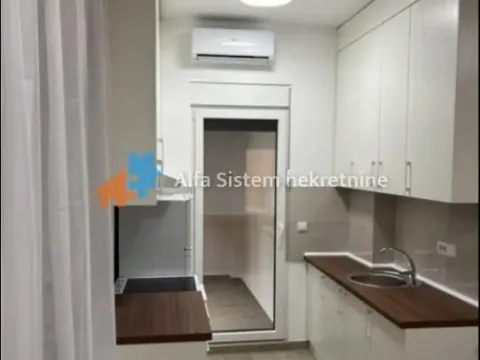 Izdavanje, stan, 40m², Crveni Krst, Beograd - image 4