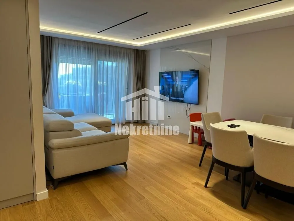 Sale, three bedroom apartment, 69m², Vidikovački venac, Rakovica