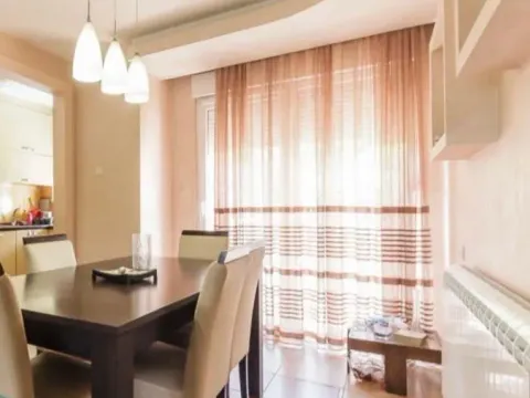 Prodaja, kuća, 340m², Gorica C, Podgorica - image 5