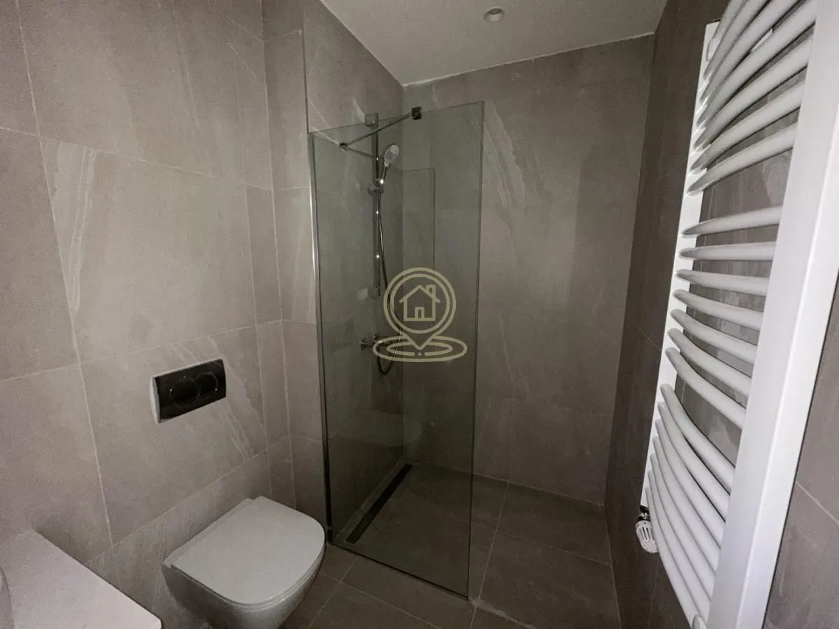 Prodaja, dvosoban stan, 70m², Kalenić Pijaca, Vračar Sve Podlokacije