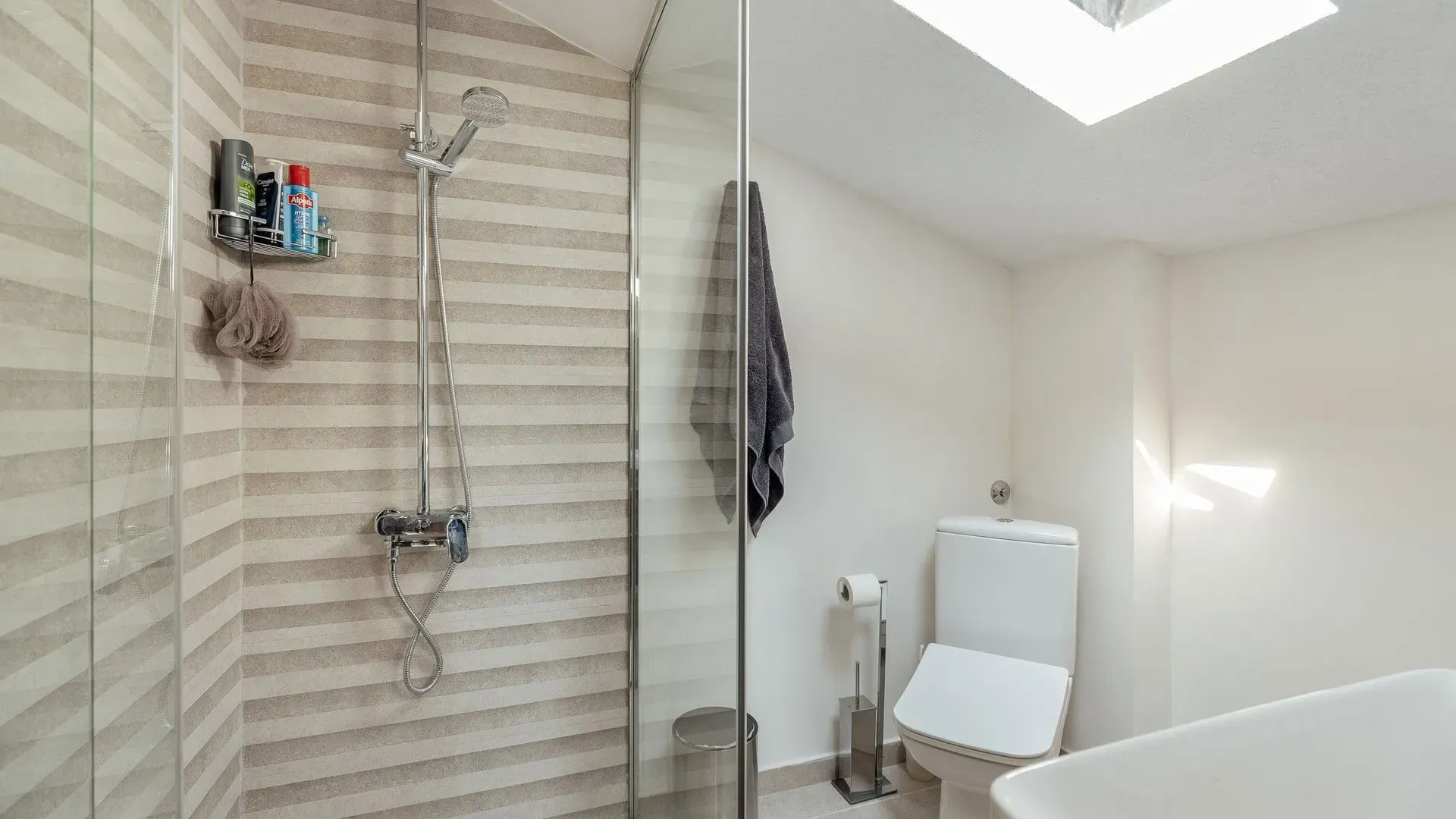 Sale, two bedroom apartment, 82m², Dobrota, Kotor