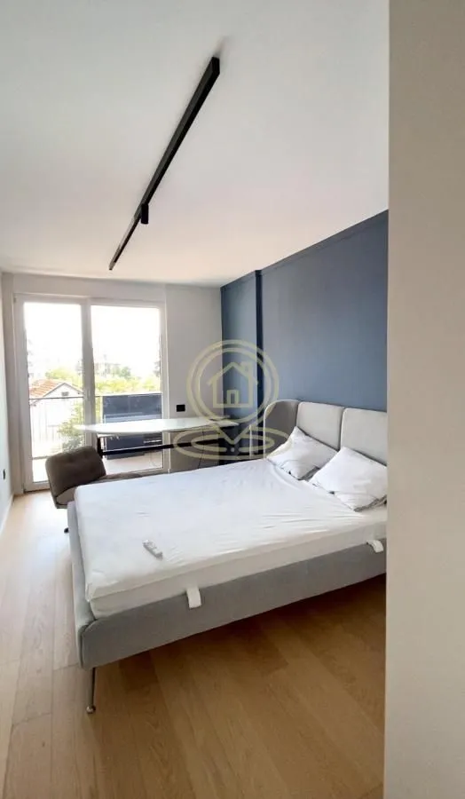 Izdavanje, dvosoban stan, 58m², Medijana, Niš