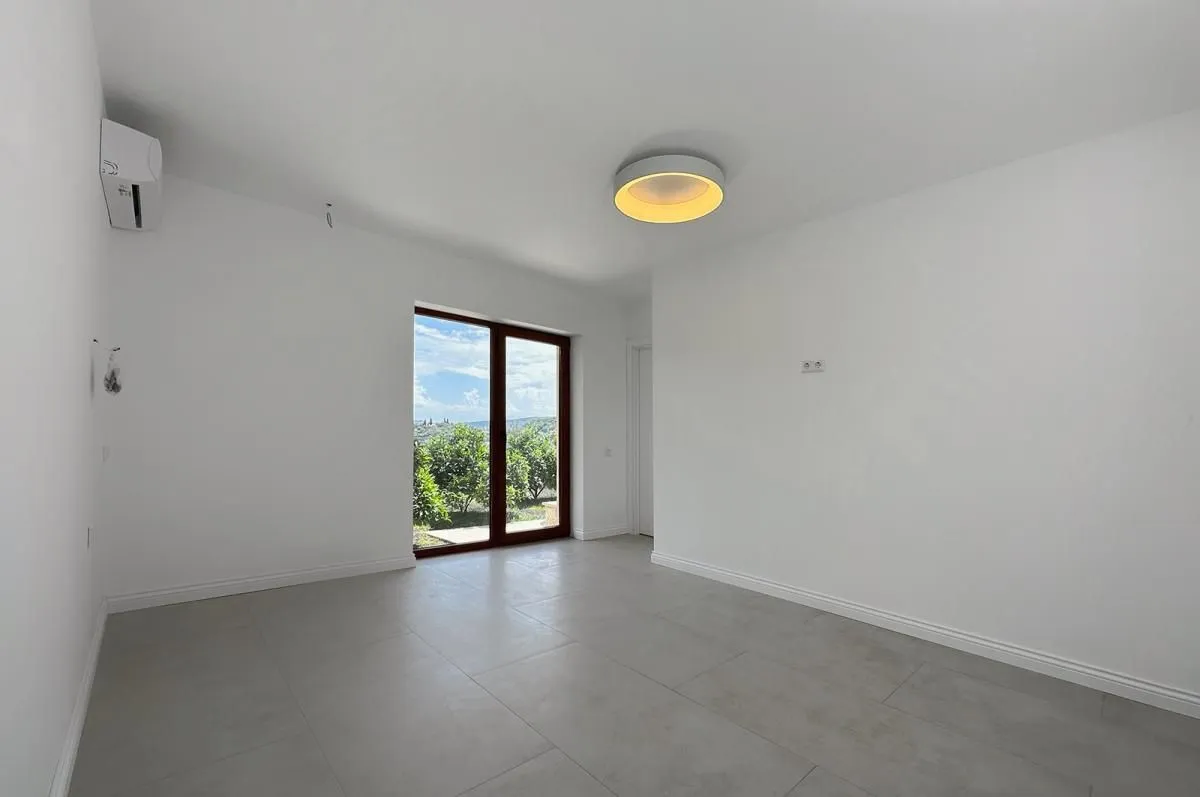 Prodaja, jednosoban stan, 59m², Kamenari, Herceg Novi