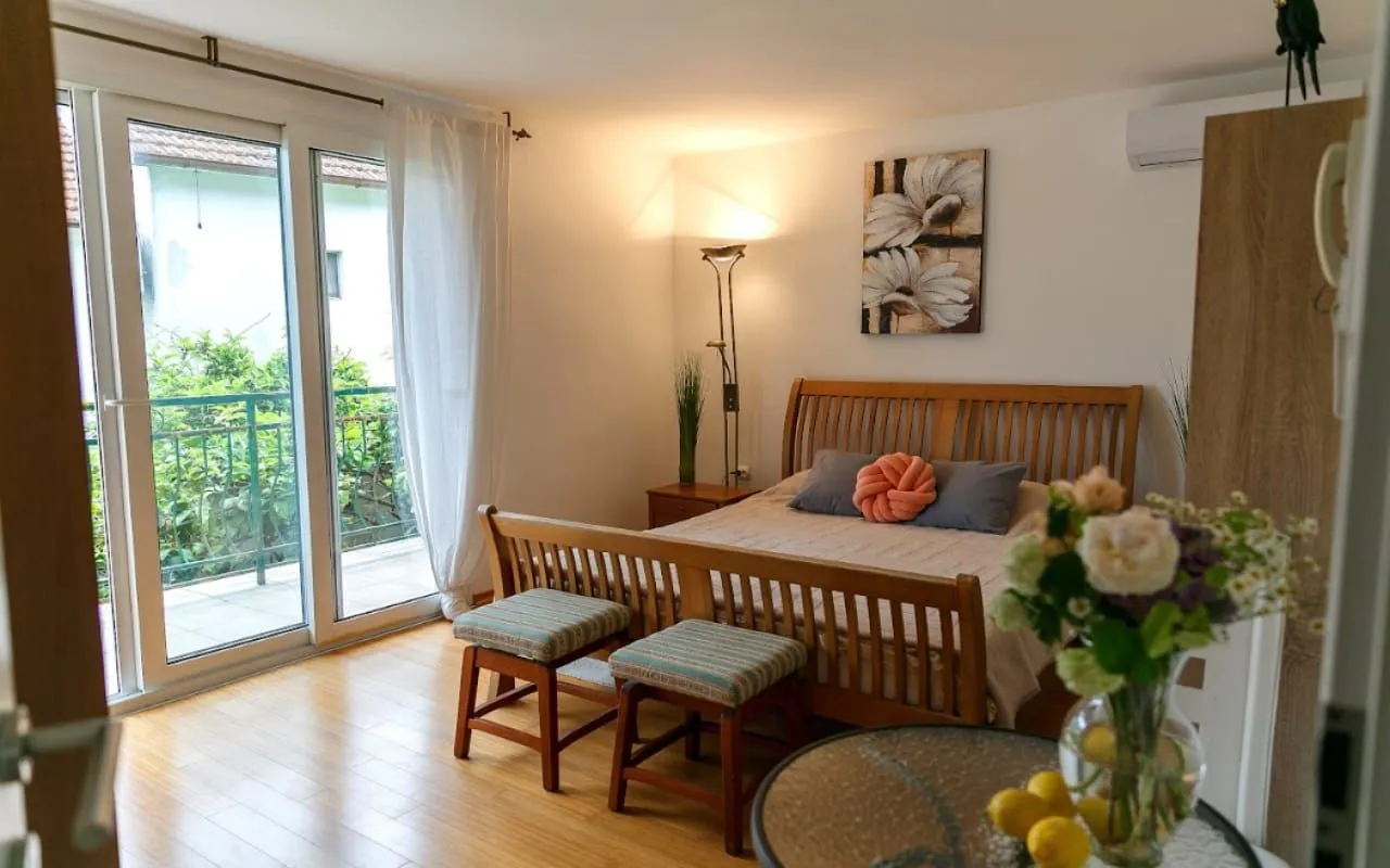 Prodaja, kuća, 263m², Prčanj, Kotor