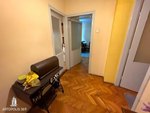 Prodaja, dvosoban stan, 60m², Novi Beograd Blok 1 Fontana, Novi Beograd Sve Podlokacije - image 12