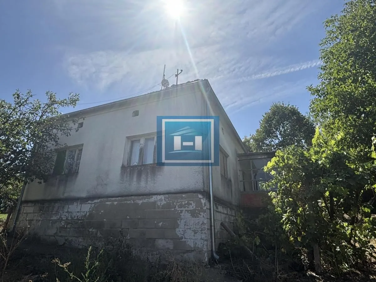 Prodaja, kuća, 76m², Izbenica, Varvarin