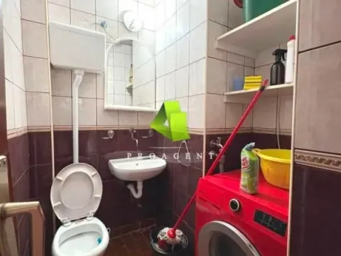 Izdavanje, trosoban stan, 100m², Centar, Niš - image 3