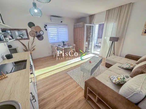 Prodaja, jednosoban stan, 45m², Bečići, Budva - image 1