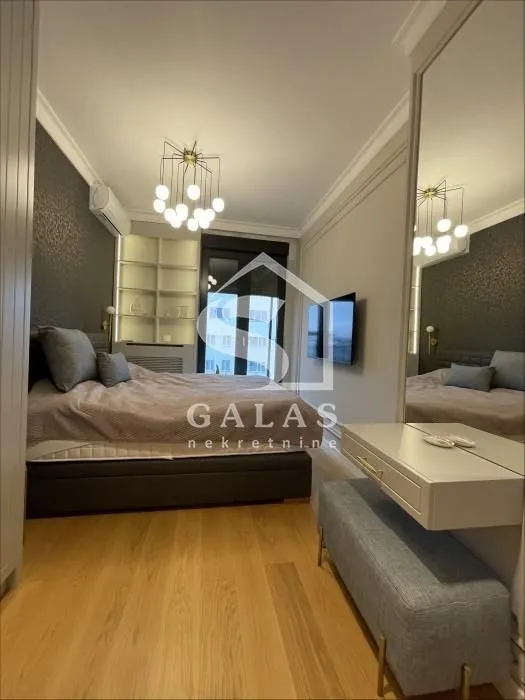 Prodaja, četvorosoban stan, 176m², Tošin bunar, Novi Beograd Sve Podlokacije