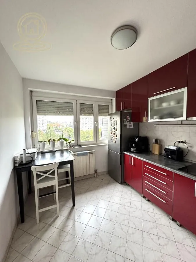 Prodaja, četvorosoban stan, 118m², Voždovac Sve Podlokacije, Beograd