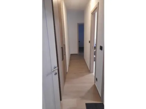 Izdavanje, dvosoban stan, 81m², Budva, Crna Gora - image 8