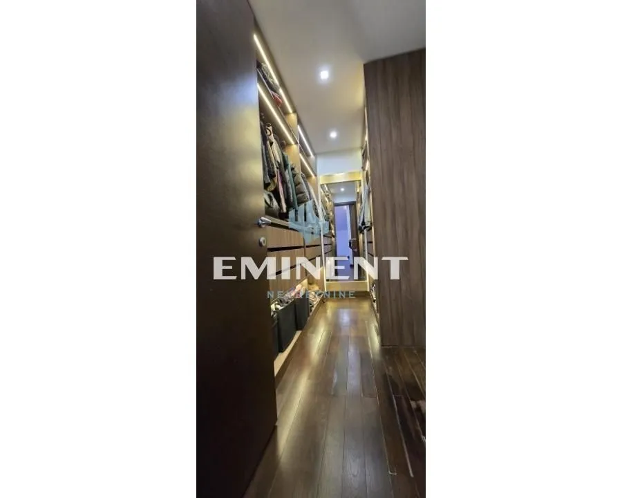 Sale, apartment, 196m², Severni Bulevar, Zvezdara Sve Podlokacije