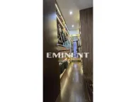 Prodaja, stan, 196m², Severni Bulevar, Zvezdara Sve Podlokacije - image 11