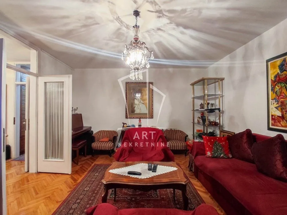 Sale, three bedroom apartment, 88m², Lipov Lad, Zvezdara Sve Podlokacije