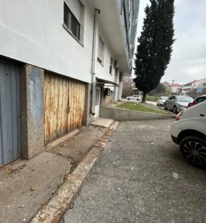 Prodaja, parking/garaža, 18m², Preko Morače, Podgorica