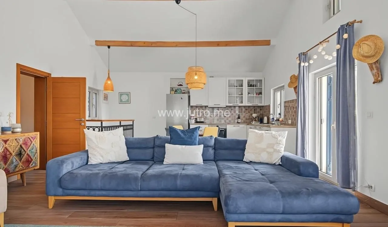 Prodaja, kuća, 158m², Kavač, Kotor