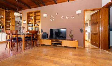 Rent, three bedroom apartment, 108m², Autobuska stanica, Podgorica - image 2