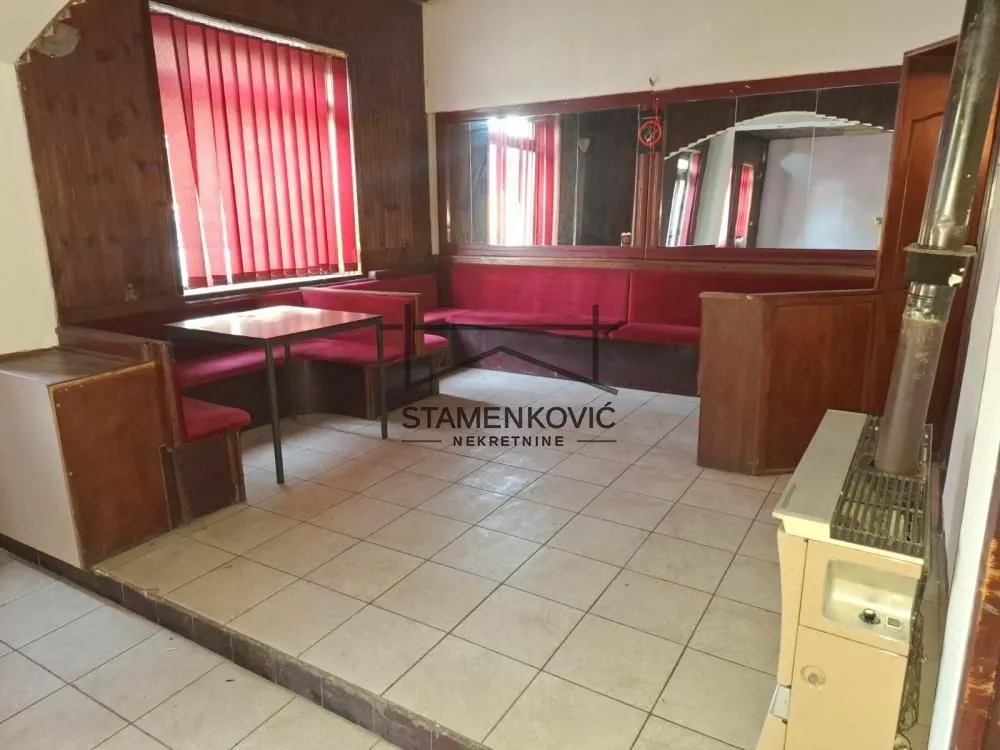 Prodaja, kuća, 300m², Temerin, Novi Sad