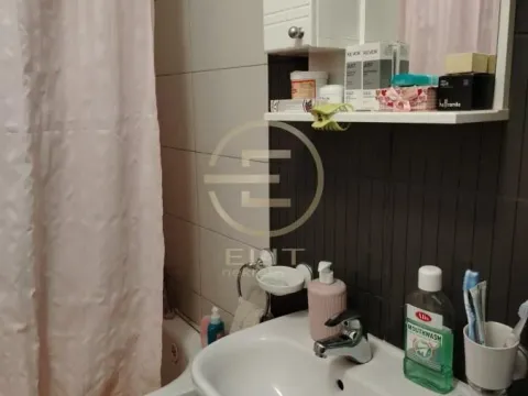 Izdavanje, jednosoban stan, 46m², Socijalno, Novi Sad Sve Podlokacije - image 8