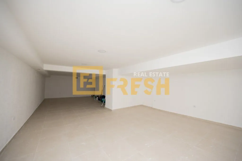 Rent, office space, 200m², Zabjelo, Podgorica