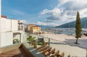 Prodaja, trosoban stan, 156m², Portonovi, Herceg Novi
