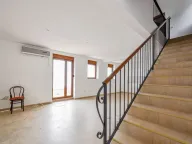 Prodaja,  kuća, 156m2, Petrovac, Budva