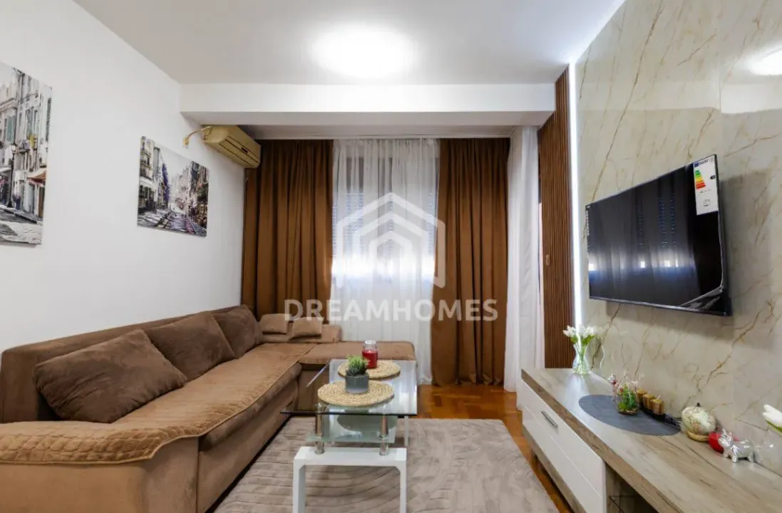 Izdavanje, jednosoban stan, 45m², Stari Aerodrom, Podgorica