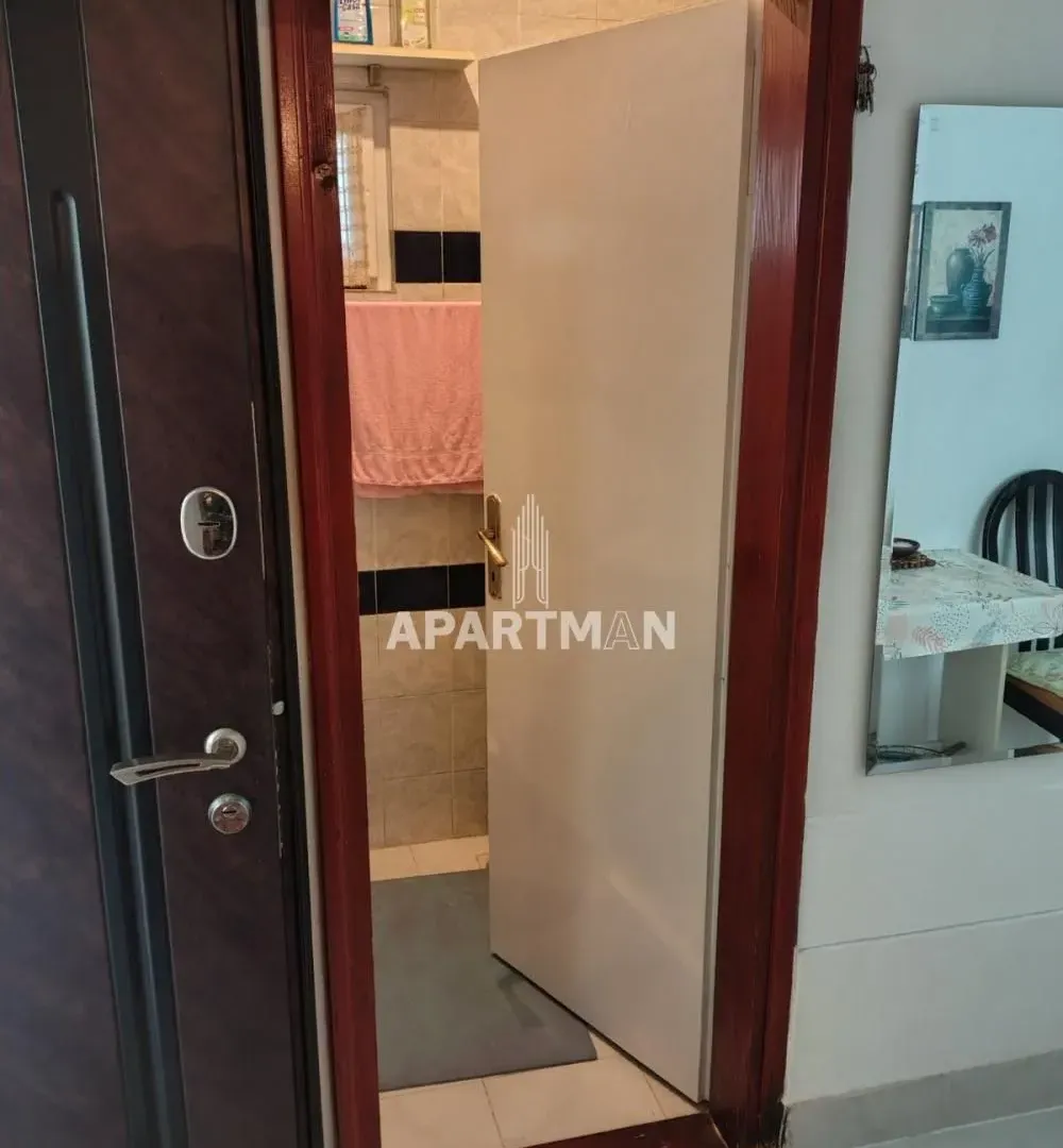 Izdavanje, jednosoban stan, 40m², Bulbulder, Zvezdara Sve Podlokacije