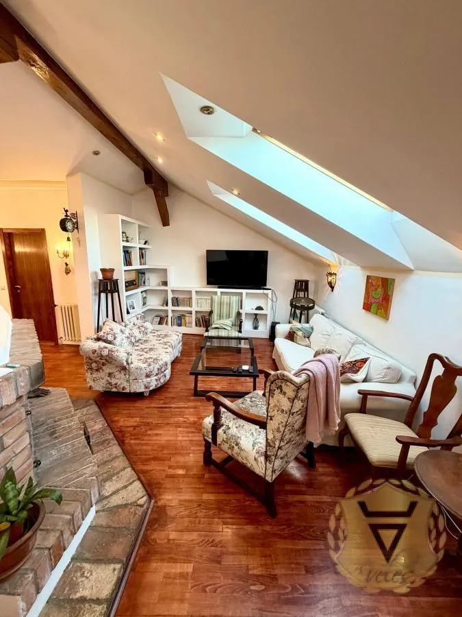 Rent, apartment, 200m², Stari Grad, Beograd