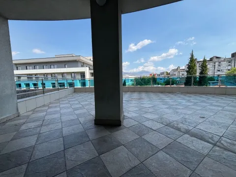 Rent, two bedroom apartment, 100m², Centar, Podgorica - image 12