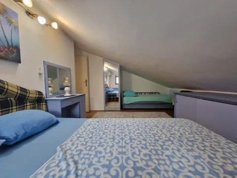 Rent, two bedroom apartment, 72m², Budva, Crna Gora - image 15