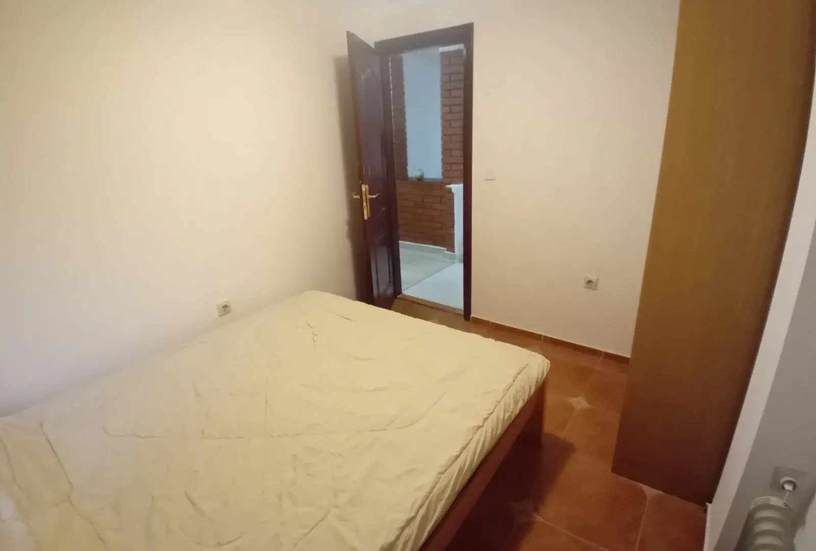 Izdavanje, dvosoban stan, 56m², Centar, Herceg Novi