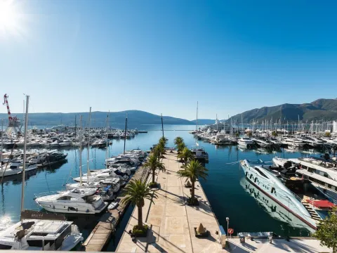 Sale, three bedroom apartment, 252m², Porto Montenegro, Tivat - image 11