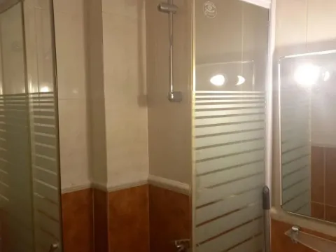 Sale, one bedroom apartment, 35m², Velji Vinogradi, Budva - image 10