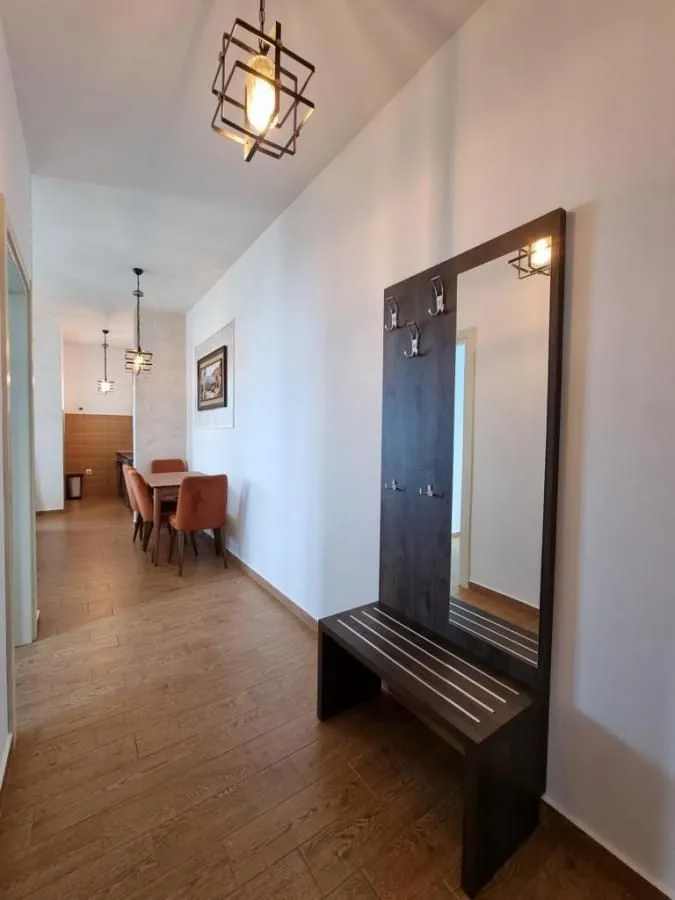 Prodaja, dvosoban stan, 70m², Bečići, Budva