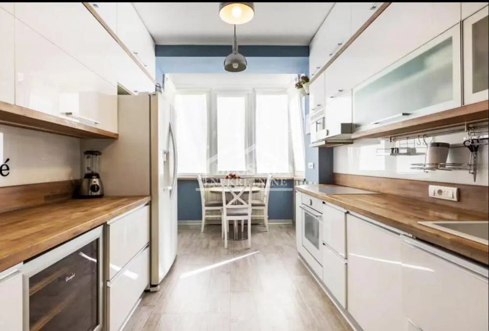 Sale, three bedroom apartment, 77m², Skadarlija, Beograd